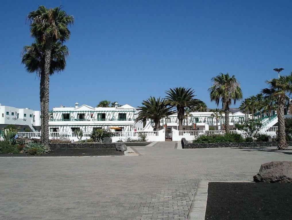 Playa Park Apartments Puerto del Carmen  Exterior photo