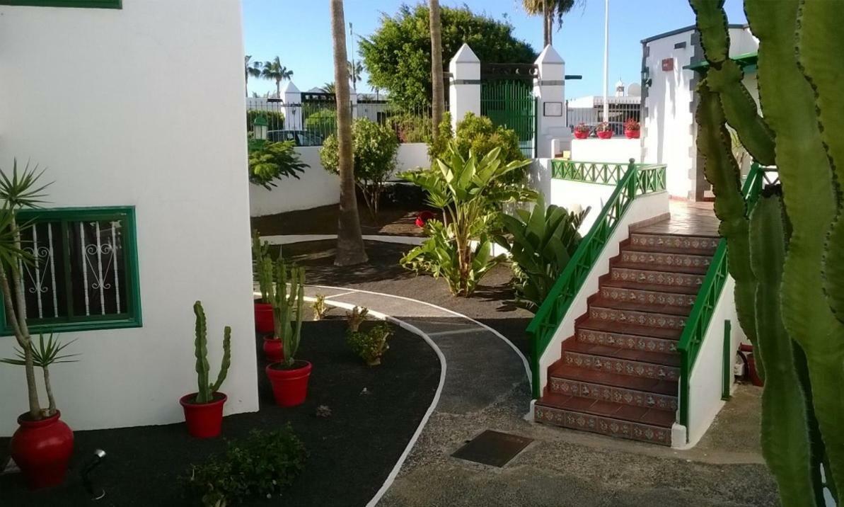Playa Park Apartments Puerto del Carmen  Exterior photo